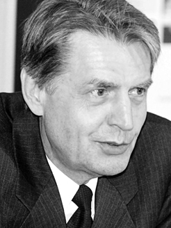 Финансовый омбудсмен Павел Алексеевич Медведев